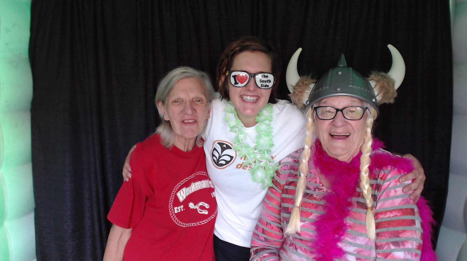 South Side Shines Celebration  | View more photos from the event at gallery.photoboothbillings.com/u/PhotoBoothBillings/South-Side-Shines-Celebration